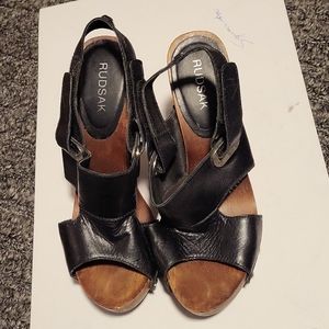 Rudsak high heels Black leather with brown wooden body base sandals,size 37